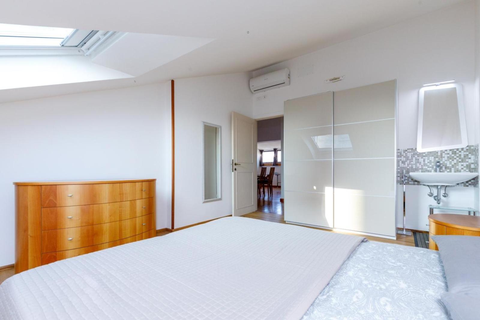 Easymoon Apartment Mestre Exterior photo